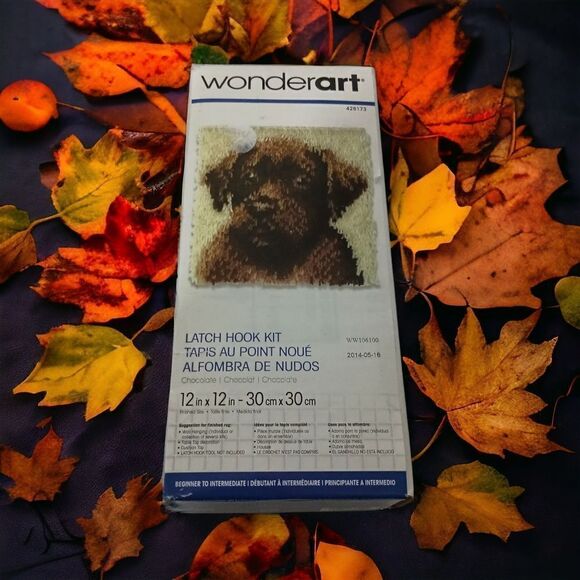 Wonderart Chocolate Lab Latch Hook Rug Kit Dog Pillow 12 x 12 NEW Open Box Caron - Picture 9 of 15